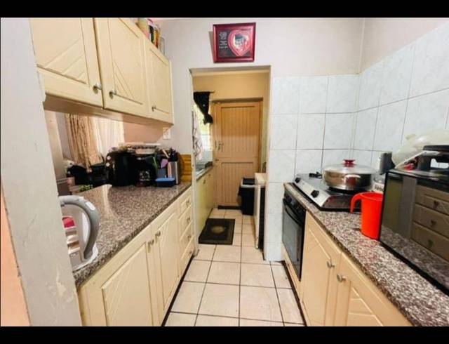 2 BEDROOM TOWNHOUSE FOR SALE IN MEER EN SEE